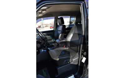 Mitsubishi Pajero 3.2d* AUTOMAT* SUPER-SELECT* 6+ 1 - автомобили, коли, обяви за нови и употребявани 9