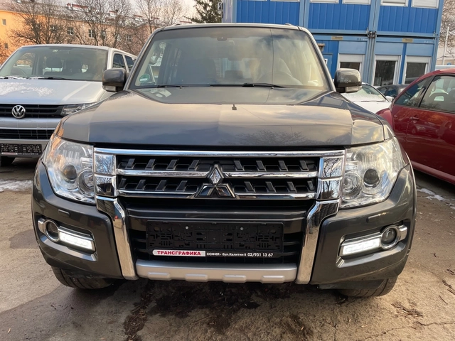 Mitsubishi Pajero 3.2DID Euro6 - автомобили, коли, обяви за нови и употребявани 1