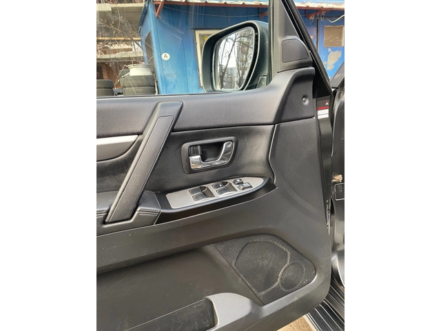 Mitsubishi Pajero 3.2DID Euro6 - автомобили, коли, обяви за нови и употребявани 8