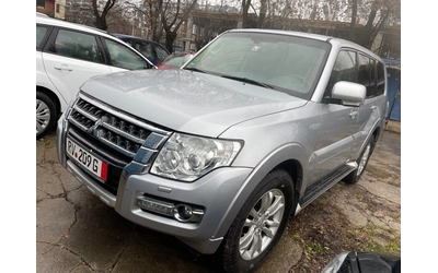 Mitsubishi Pajero 3.2DID - автомобили, коли, обяви за нови и употребявани 11
