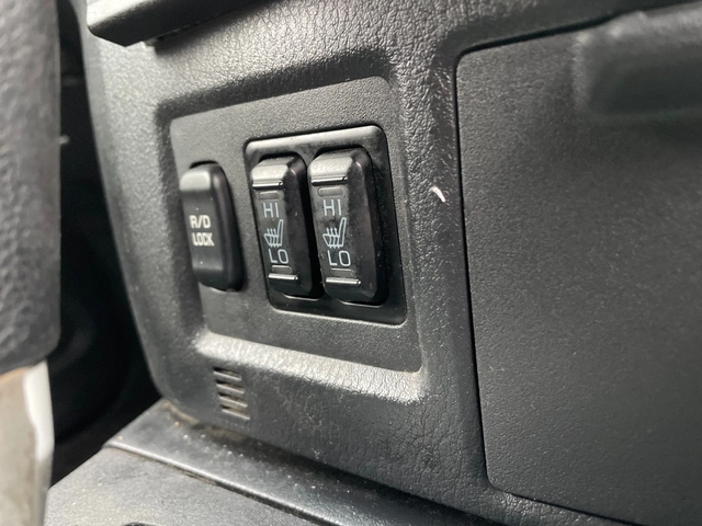 Mitsubishi Pajero 3.2DID - автомобили, коли, обяви за нови и употребявани 14