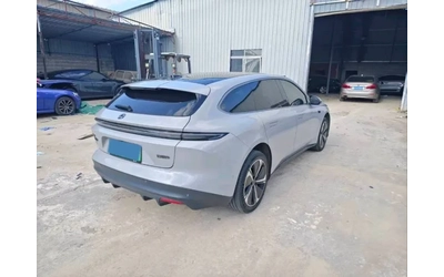 nio-et5 - 1