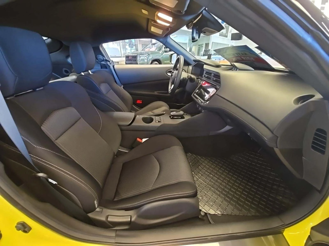 Nissan 370Z Z Sport - автомобили, коли, обяви за нови и употребявани 11