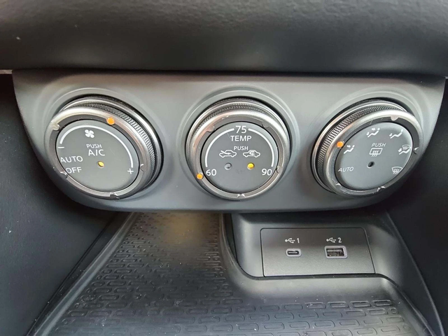 Nissan 370Z Z Performance Twin Turbo V6 - автомобили, коли, обяви за нови и употребявани 9