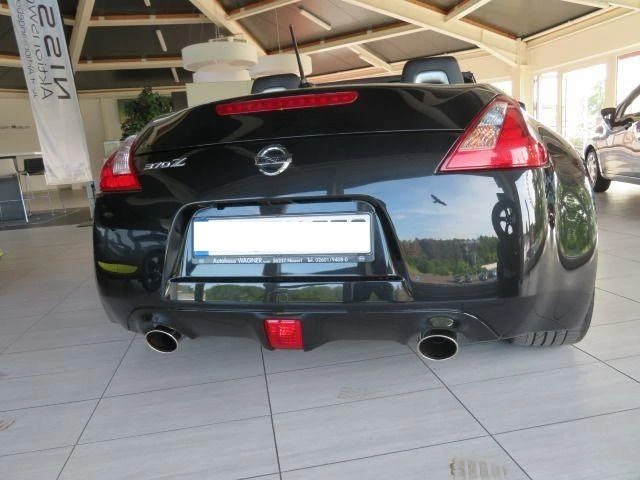 Nissan 370Z 3.7 Roadster - автомобили, коли, обяви за нови и употребявани 7