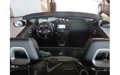 Nissan 370Z 3.7 Roadster - автомобили, коли, обяви за нови и употребявани 8