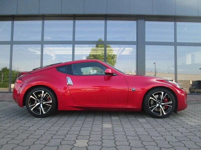 Nissan 370Z 3.7 - автомобили, коли, обяви за нови и употребявани 1