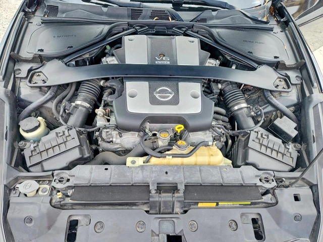 Nissan 370Z Touring* 3.7* - автомобили, коли, обяви за нови и употребявани 10