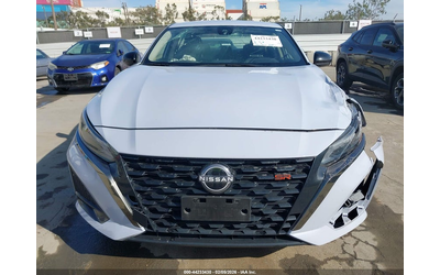 Nissan Altima 2.5L I-4 DI, DOHC, VVT, 188HP Front Wheel Drive - автомобили, коли, обяви за нови и употребявани 11