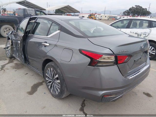 Nissan Altima 2.5L I-4 DI, DOHC, VVT, 188HP Front Wheel Drive - автомобили, коли, обяви за нови и употребявани 2