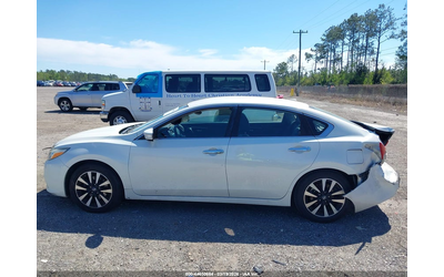 Nissan Altima 2.5L I-4 DOHC, VVT, 179HP Front Wheel Drive - автомобили, коли, обяви за нови и употребявани 13