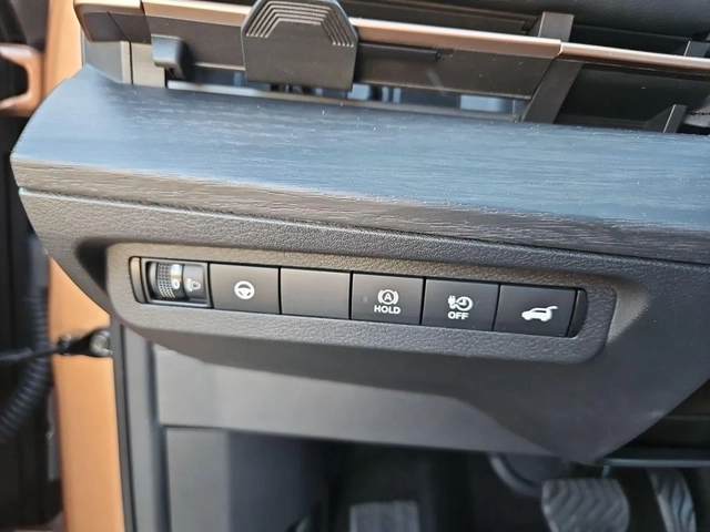 Nissan Ariya Pro Pilot 360 Matrix DISTR HUD Winter Pack Blind S - автомобили, коли, обяви за нови и употребявани 9