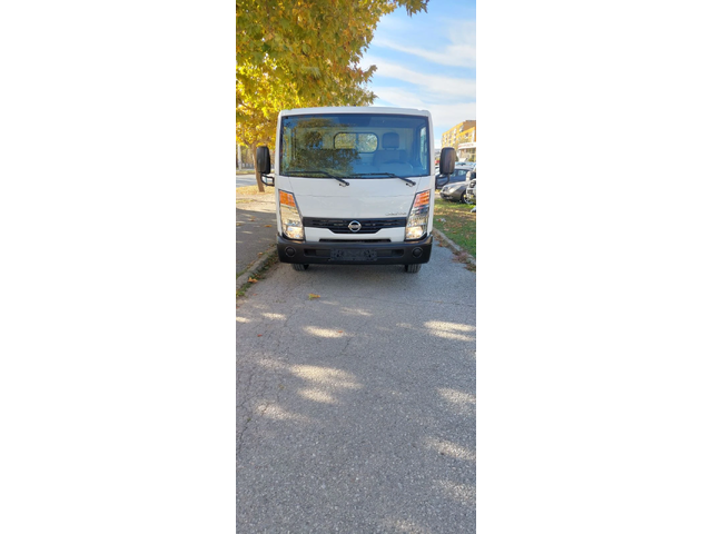 Nissan Capstar 2.5 tdi уникат - автомобили, коли, обяви за нови и употребявани 0