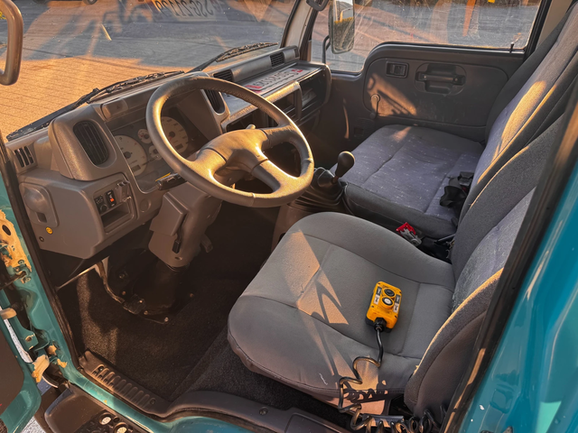 Nissan Capstar 3.0TDI 3.5т. 3.22м. - автомобили, коли, обяви за нови и употребявани 13