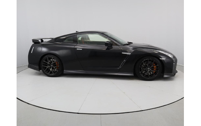 Nissan GT-R - автомобили, коли, обяви за нови и употребявани 10
