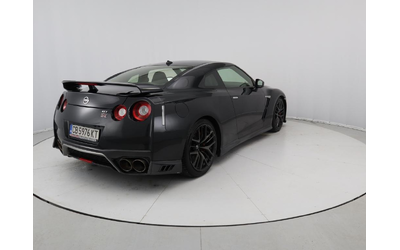 Nissan GT-R - автомобили, коли, обяви за нови и употребявани 17