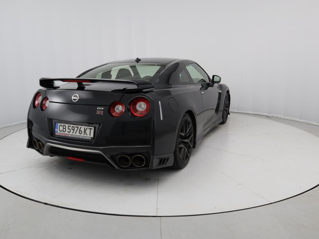 Nissan GT-R - автомобили, коли, обяви за нови и употребявани 18
