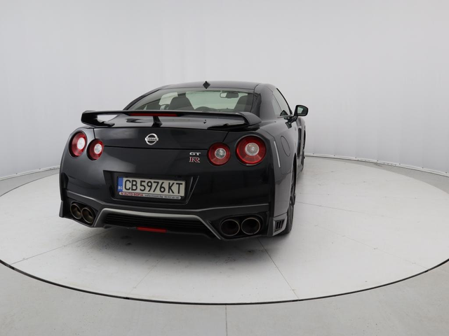 Nissan GT-R - автомобили, коли, обяви за нови и употребявани 19