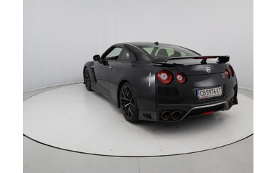 Nissan GT-R - автомобили, коли, обяви за нови и употребявани 23