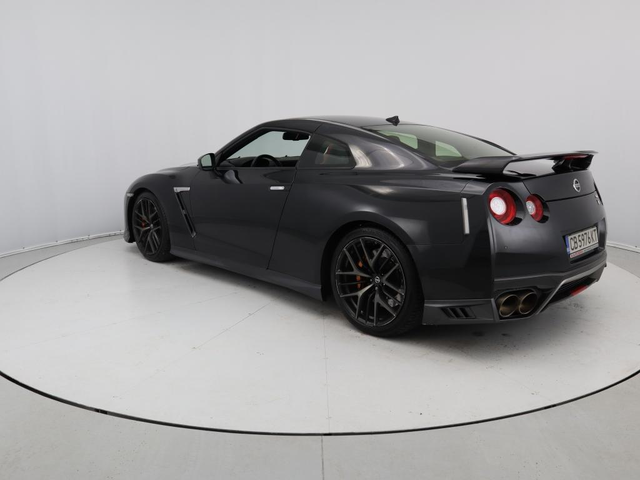 Nissan GT-R - автомобили, коли, обяви за нови и употребявани 25