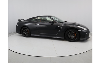 Nissan GT-R - автомобили, коли, обяви за нови и употребявани 9