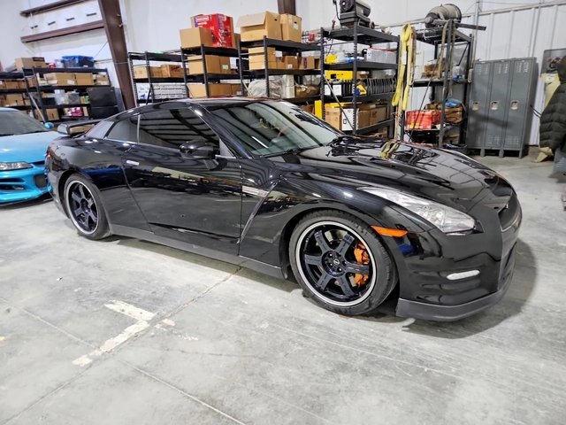 Nissan Gt-r ~BLACK EDITION~ - автомобили, коли, обяви за нови и употребявани 0