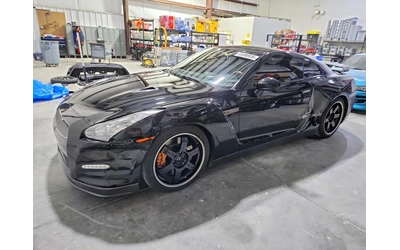 nissan-gt-r - 2