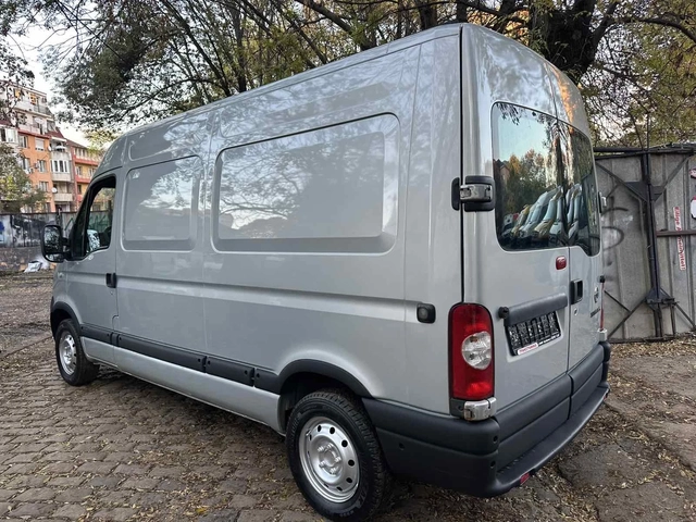 Nissan Interstar 2, 5 dci - автомобили, коли, обяви за нови и употребявани 4