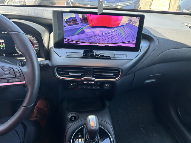 Nissan Juke 1.0 DIG-T N-Connecta 4x2 A/T #44 - автомобили, коли, обяви за нови и употребявани 4