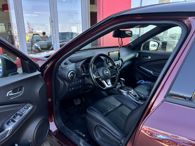 Nissan Juke 1.0 DIG-T Tekna 4x2 A/T - автомобили, коли, обяви за нови и употребявани 3