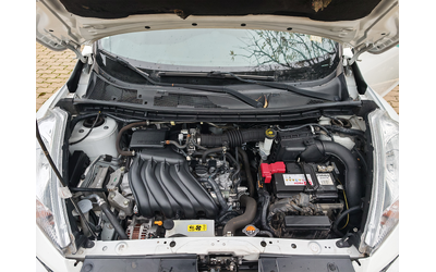 Nissan Juke ===1.6 бензин=== - автомобили, коли, обяви за нови и употребявани 14