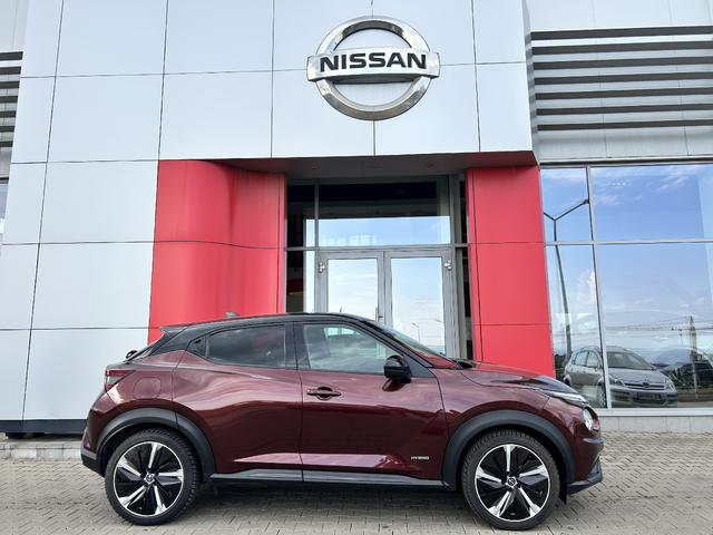Nissan Juke 1.6 Hybrid Tekna КАПАРИРАН! - автомобили, коли, обяви за нови и употребявани 1