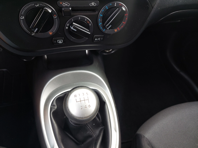 Nissan Juke 1, 5dci 110ps - автомобили, коли, обяви за нови и употребявани 11