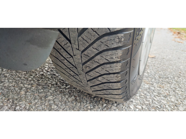 Nissan Juke 1.5 dci клима - автомобили, коли, обяви за нови и употребявани 11