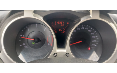 Nissan Juke 1.5 dci клима - автомобили, коли, обяви за нови и употребявани 14