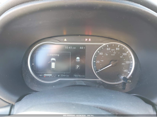 Nissan KICKS 1.6L I-4 DOHC, VVT, 122HP Front Wheel Drive - автомобили, коли, обяви за нови и употребявани 6