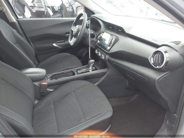 Nissan KICKS 1.6L I-4 DOHC, VVT, 122HP Front Wheel Drive - автомобили, коли, обяви за нови и употребявани 4