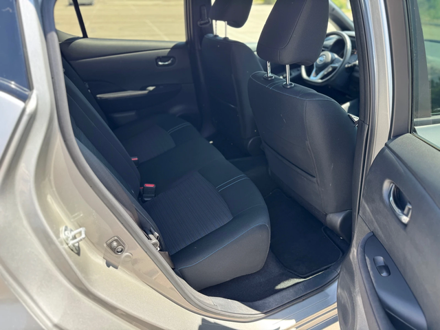 Nissan Leaf 62KW-2022-40000км-с включен ддс - автомобили, коли, обяви за нови и употребявани 10