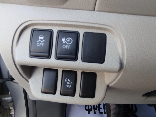 Nissan Leaf 100%ЕЛЕКТРИЧЕСКИ - автомобили, коли, обяви за нови и употребявани 12