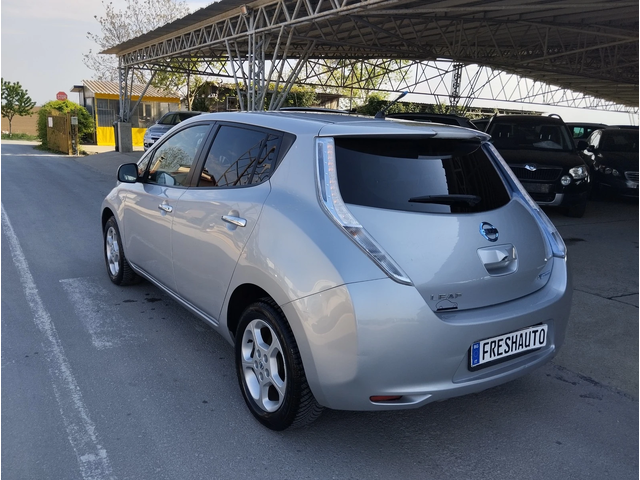 Nissan Leaf 100%ЕЛЕКТРИЧЕСКИ - автомобили, коли, обяви за нови и употребявани 3