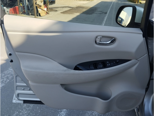 Nissan Leaf 100%ЕЛЕКТРИЧЕСКИ - автомобили, коли, обяви за нови и употребявани 6