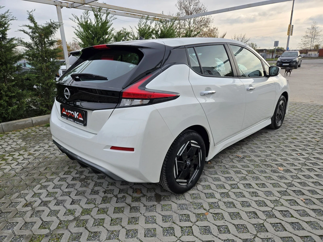 Nissan Leaf 40KW= 10.000km!!!= НЕРАЗЛИЧИМ ОТ НОВ!= DISTRONIC - автомобили, коли, обяви за нови и употребявани 2
