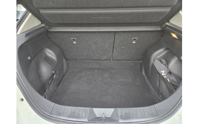 Nissan Leaf 40KW= 10.000km!!!= НЕРАЗЛИЧИМ ОТ НОВ!= DISTRONIC - автомобили, коли, обяви за нови и употребявани 9