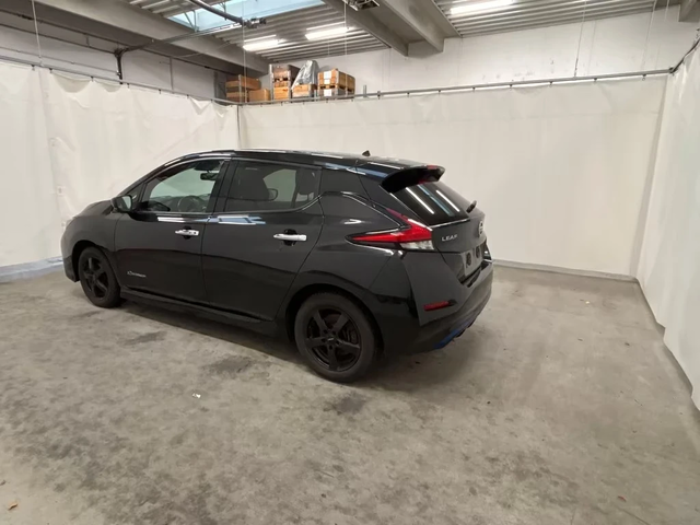 Nissan Leaf N-Connecta 40kwh 204ps - автомобили, коли, обяви за нови и употребявани 3