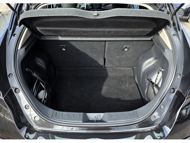 Nissan Leaf Full electric/40kWh/Anniversary/19000км - автомобили, коли, обяви за нови и употребявани 12