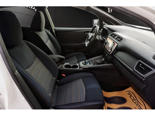 Nissan Leaf - автомобили, коли, обяви за нови и употребявани 13