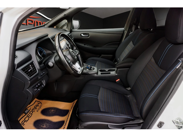 Nissan Leaf - автомобили, коли, обяви за нови и употребявани 8