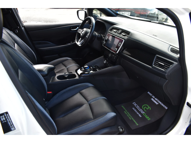 Nissan Leaf TEKNA* 62kw/h* 218k.c * WHITE_PEARL* 360CAM - автомобили, коли, обяви за нови и употребявани 12