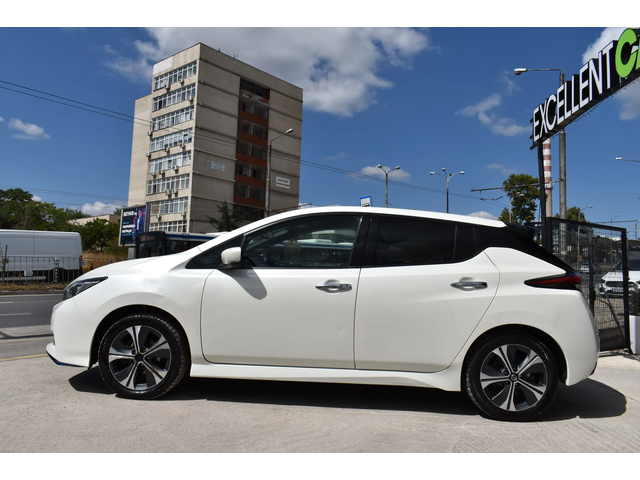 Nissan Leaf TEKNA* 62kw/h* 218k.c * WHITE_PEARL* 360CAM - автомобили, коли, обяви за нови и употребявани 2