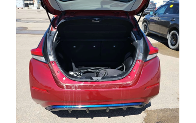 Nissan Leaf SL PLUS| ПОДГРЕВИ| МЪРТВА ТОЧКА| 2 КЛЮЧА| - автомобили, коли, обяви за нови и употребявани 6